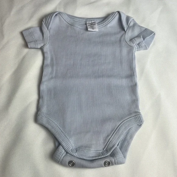 Newborn baby bundle - Picture 2 of 16